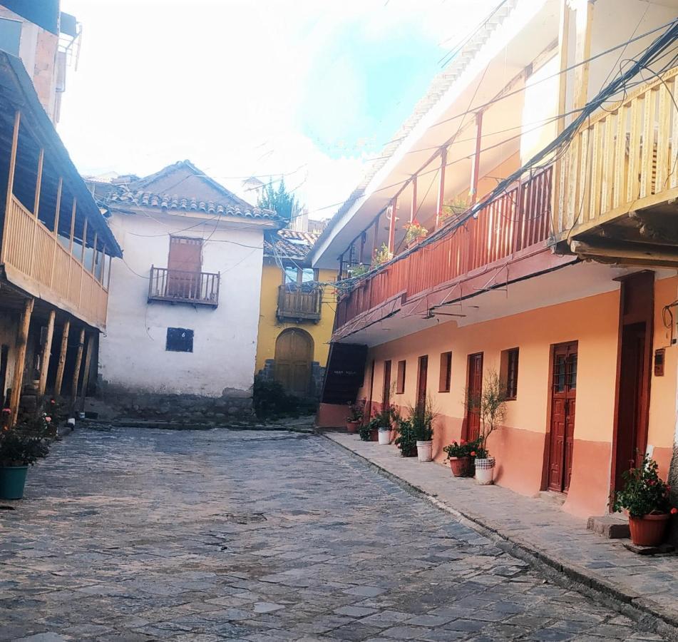 Anais y Nicolas Hostel Cuzco Exterior foto